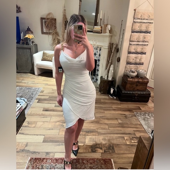 Guess White cowl neck Dress with gold chain straps size 4 - Picture 7 of 7